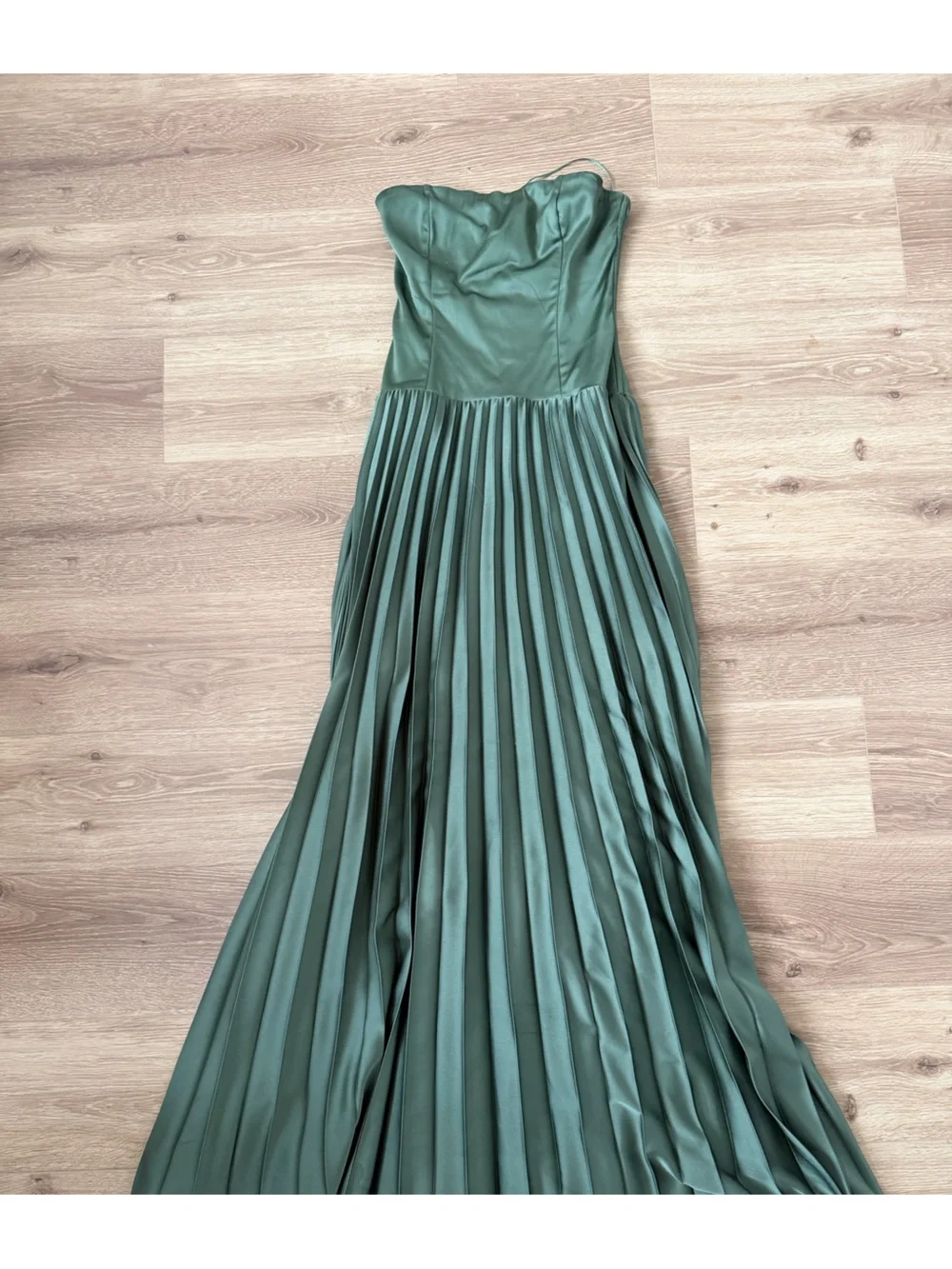 Abercrombie & Fitch Strapless Green Pleated Silk Maxi